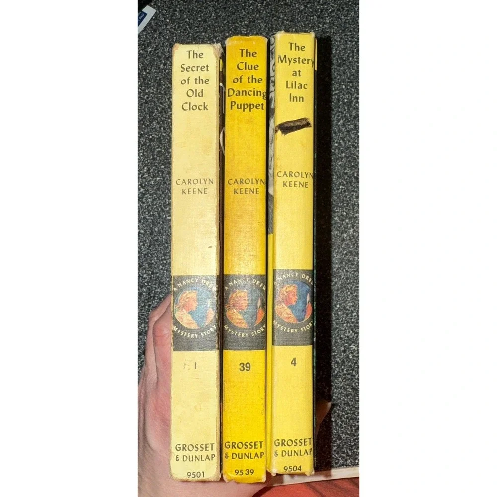 Nancy‎ Drew Lot (3) Vintage Books Numbers 1,4 & 39 Mystery Of Clock/Puppet/Lilac